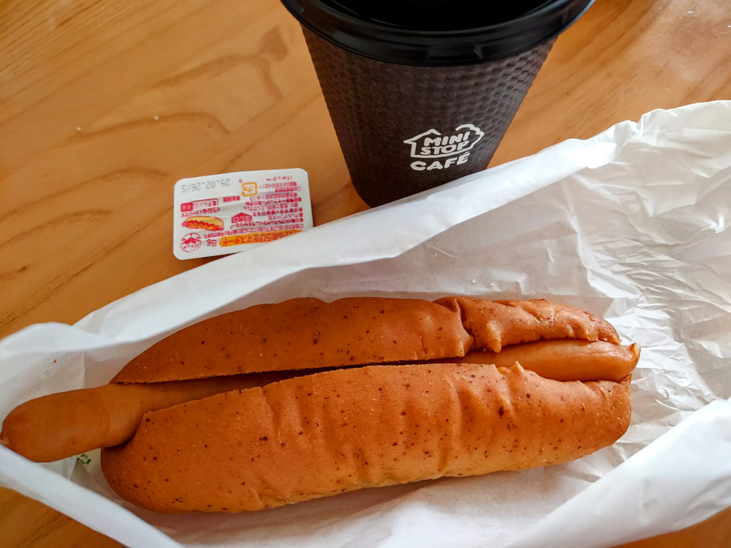 ミニストップ　ホットドッグ