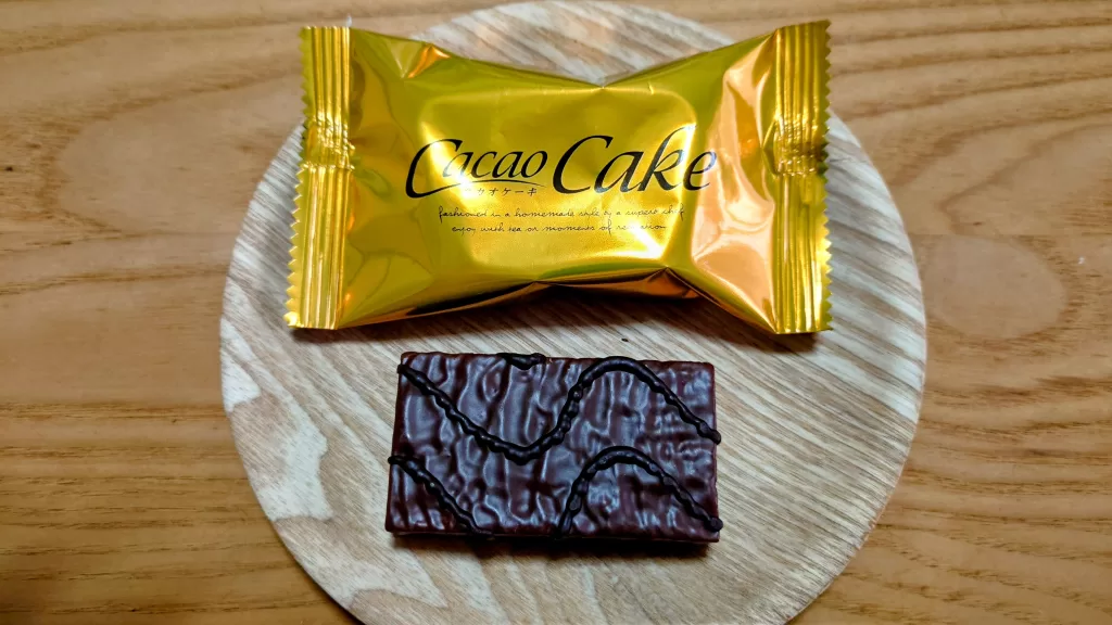 ドンキ「やさしい甘さのカカオケーキ」