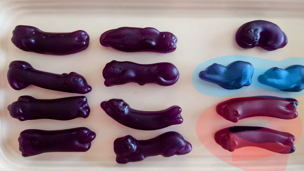 にゃーんとのびたグミ