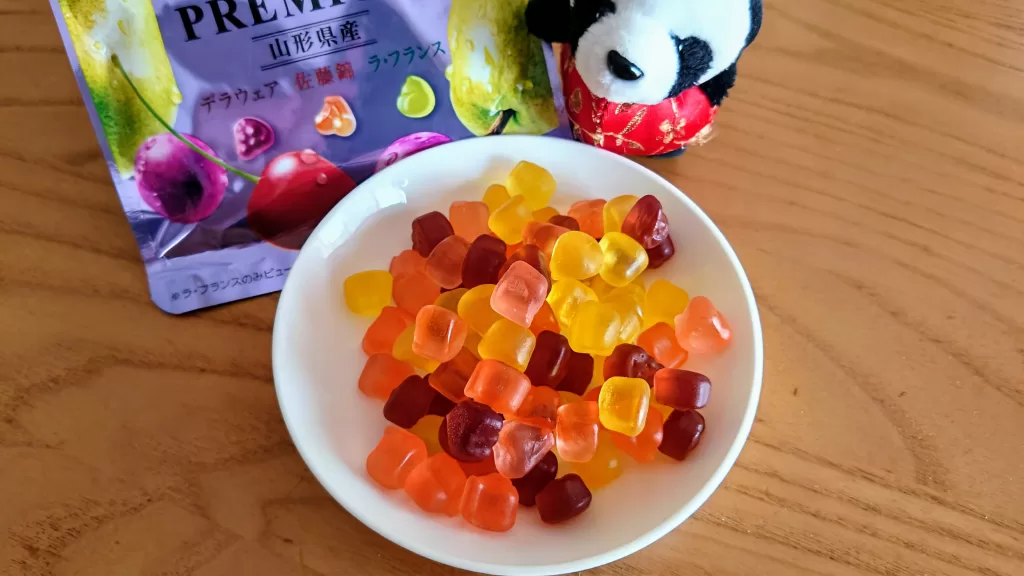 UHA味覚糖「コグミ PREMIUM 山形県産」