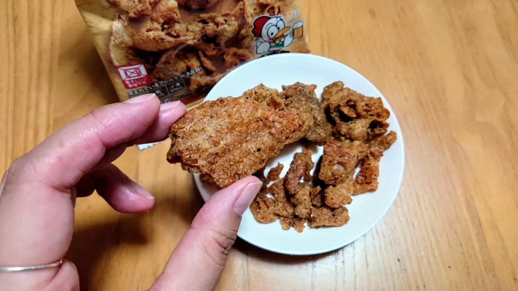 チキチキボーンの鶏皮フライ スパイス